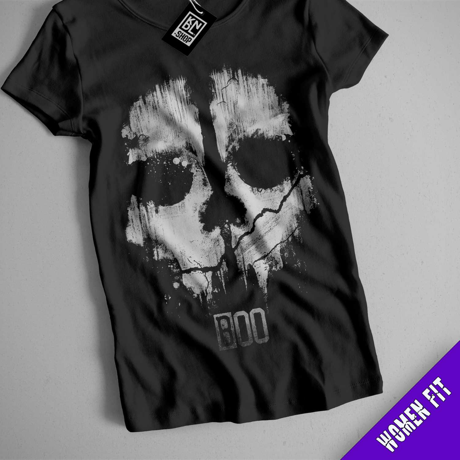 a t - shirt with a picture of a skull on it