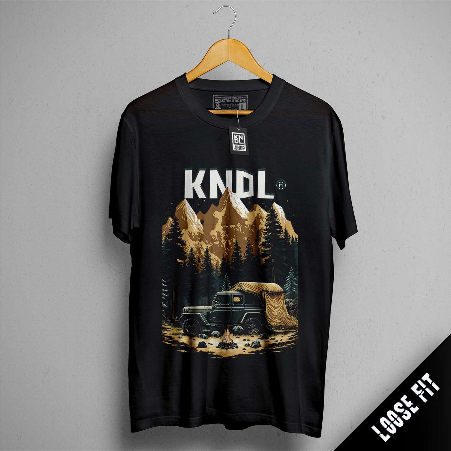 a black t - shirt with the words kindl on it